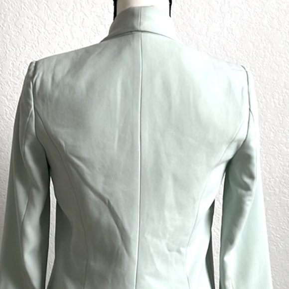 Mural Women’s Slouchy Boyfriend Oversized Blazer - Picture 8 of 9